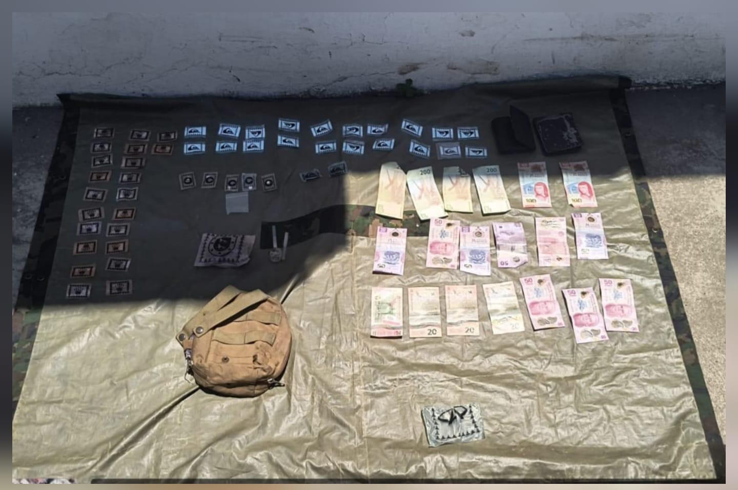 $!Detienen en Mazatlán a presunto narcomenudista con varias dosis de droga