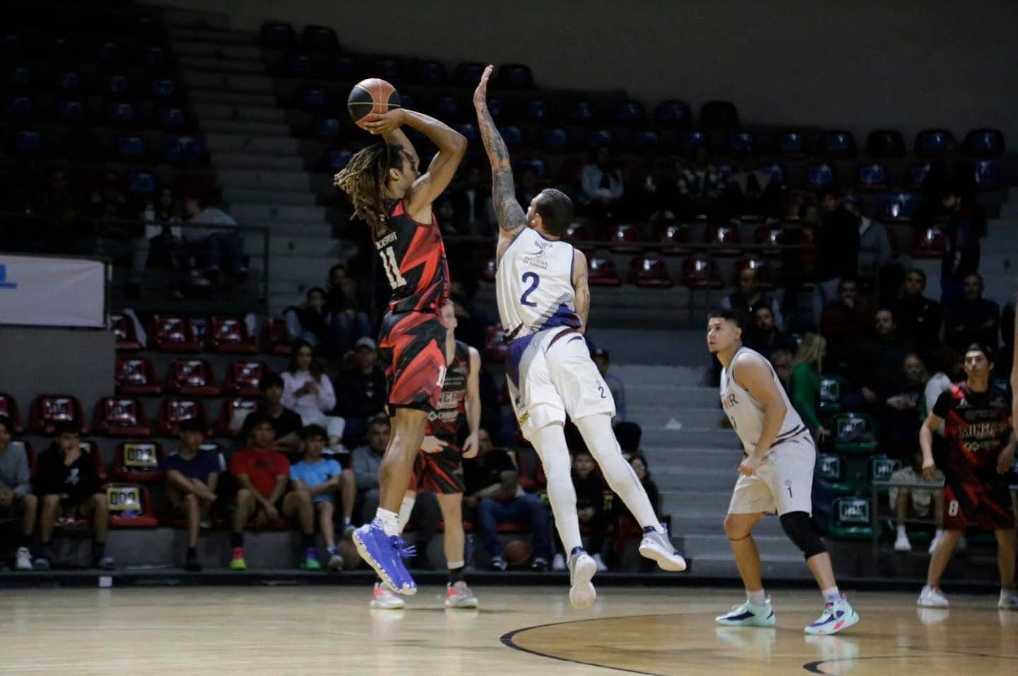 $!Xaiver Armstead se pone la armadura de Caballeros de Culiacán