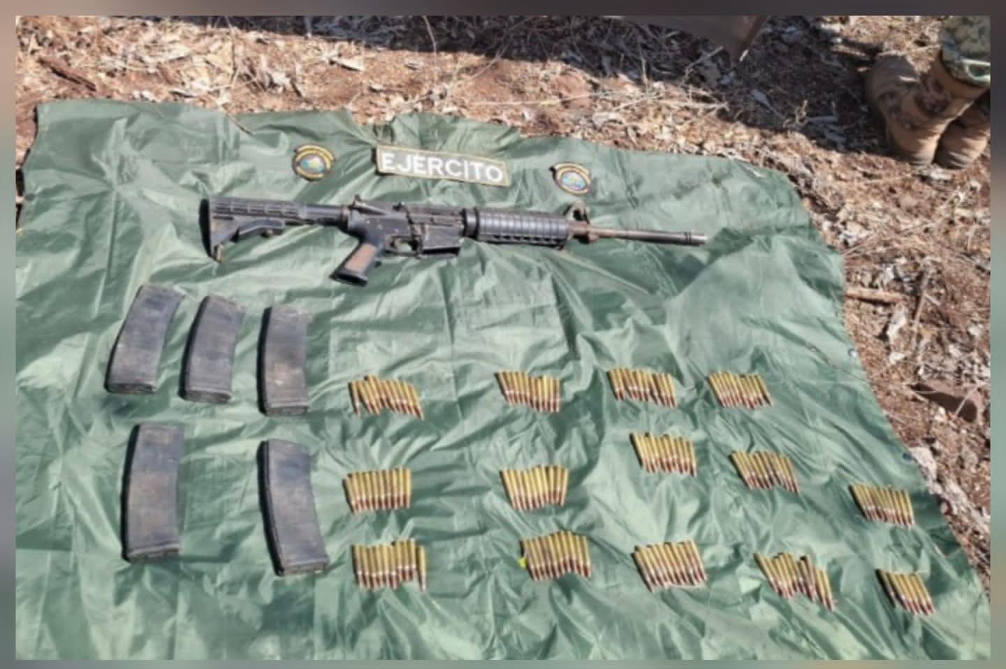$!Ejército aseguran fusil y más de 100 cartuchos en Elota