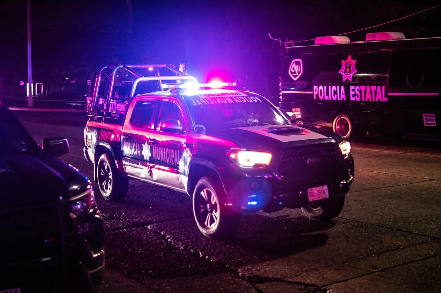 $!Agentes de seguridad blindan Palacio de Gobierno para evento privado de El Grito de Independencia en Culiacán