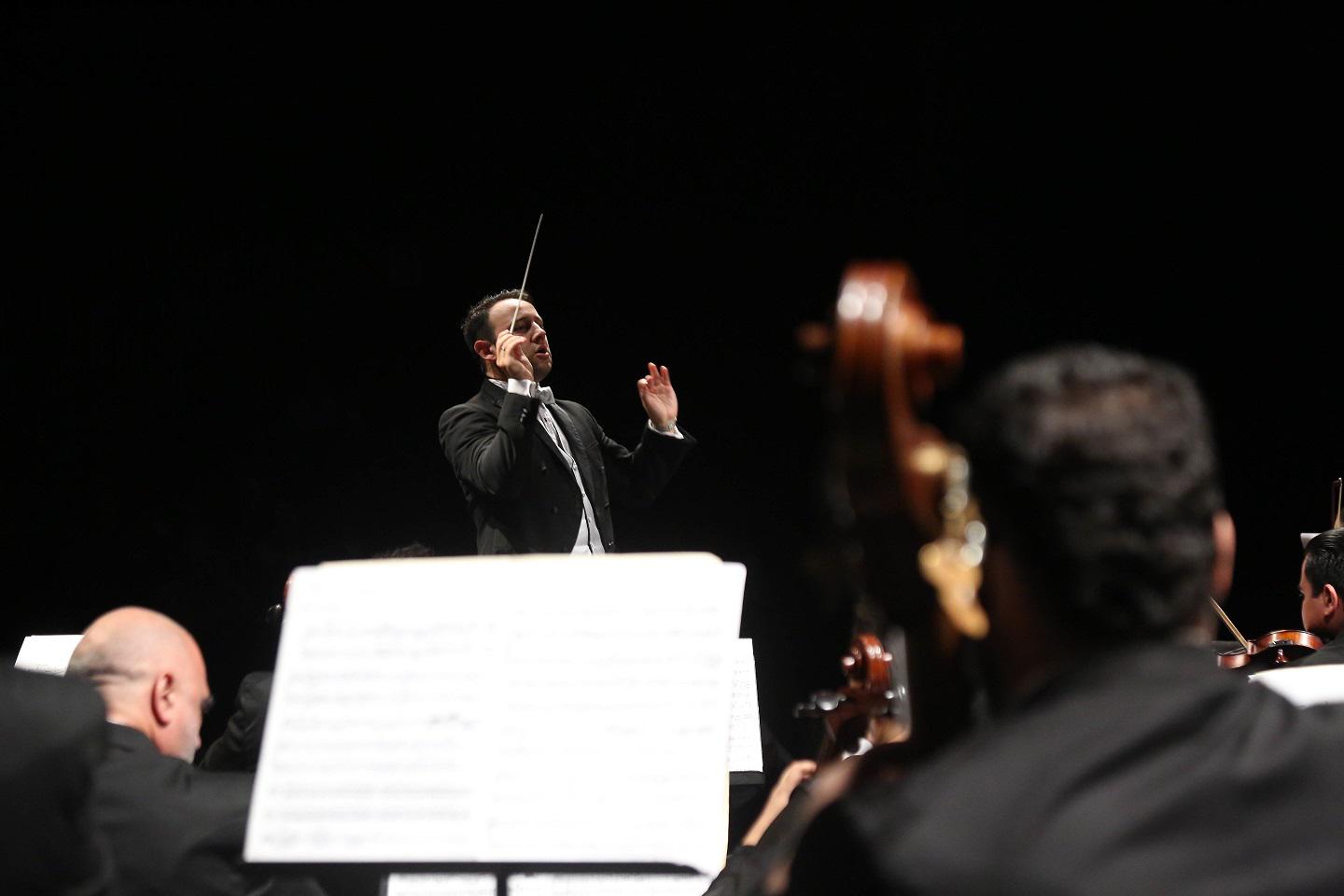 $!El concierto fue dirigido por el maestro Raúl Aquiles Delgado.