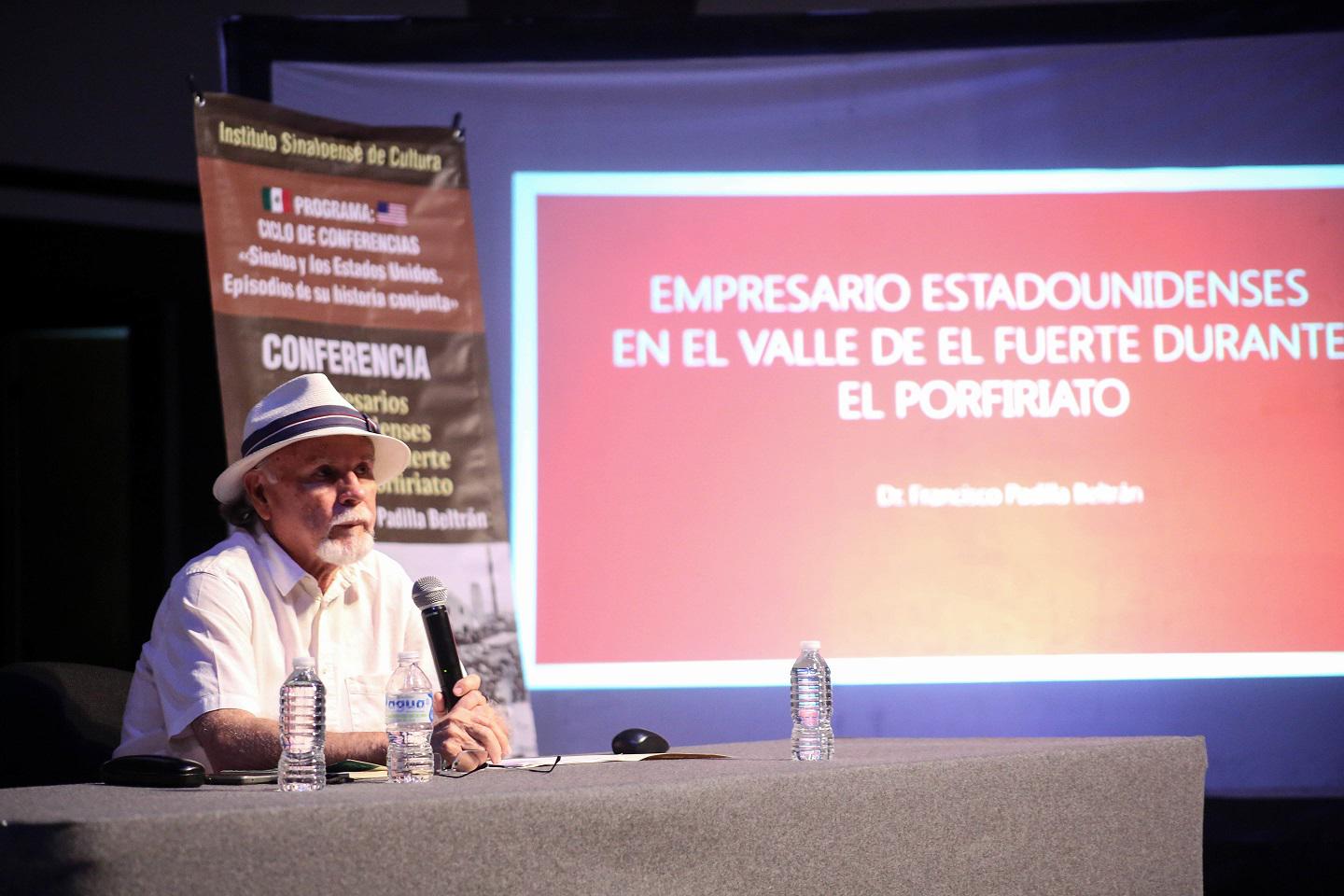 $!La conferencia se llevó a cabo en el Centro Sinaloa de las Artes Centenario.