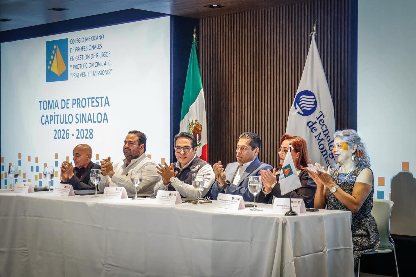 $!Rinde protesta nuevo presidente del Colegio Mexicano de Profesionales en Gestión de Riesgos y Protección Civil Capítulo Sinaloa