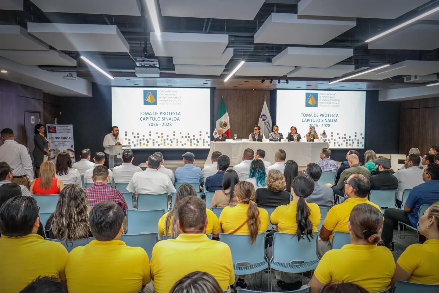 $!Rinde protesta nuevo presidente del Colegio Mexicano de Profesionales en Gestión de Riesgos y Protección Civil Capítulo Sinaloa