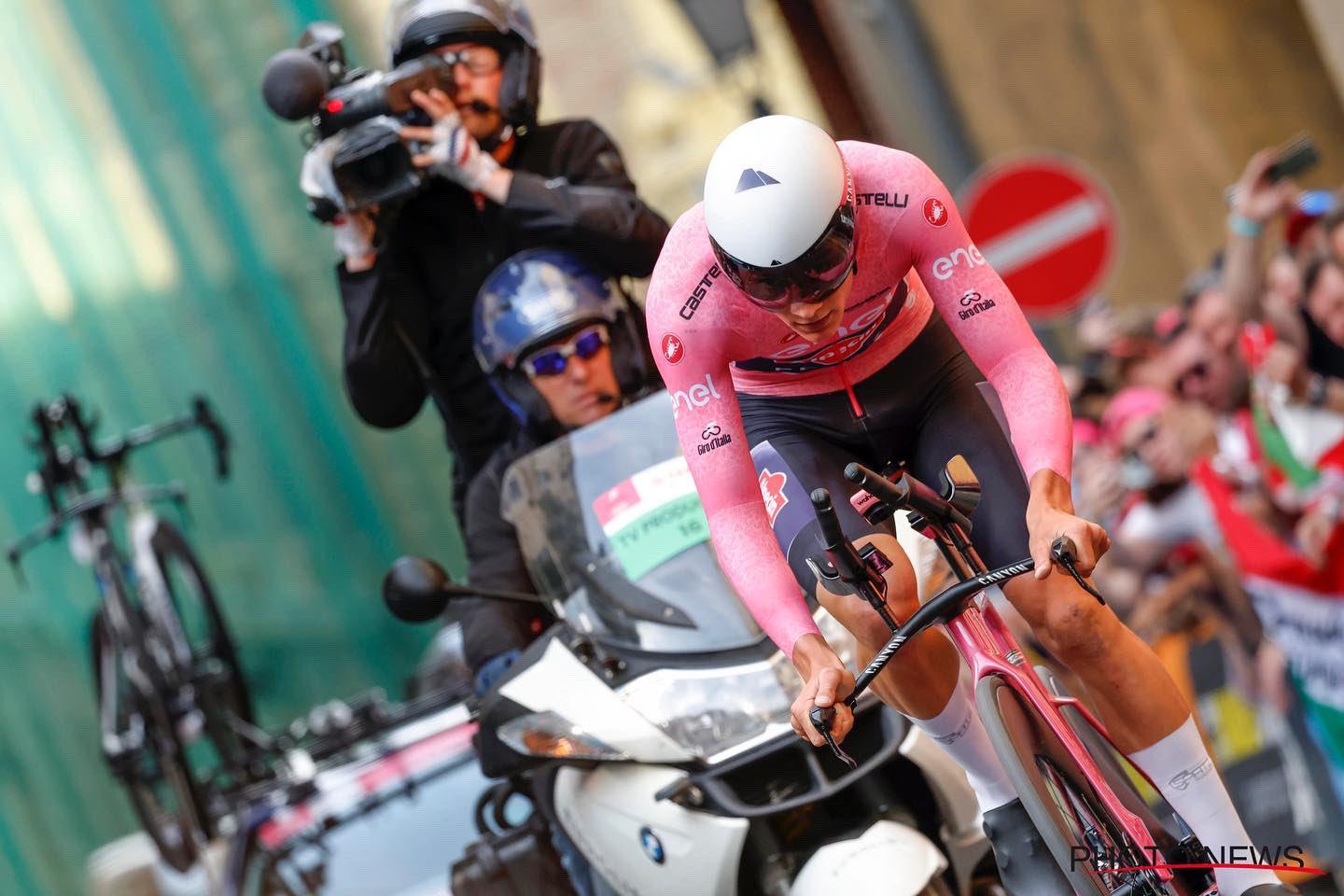 $!Simon Yates vuela en la contrarreloj del Giro de Italia