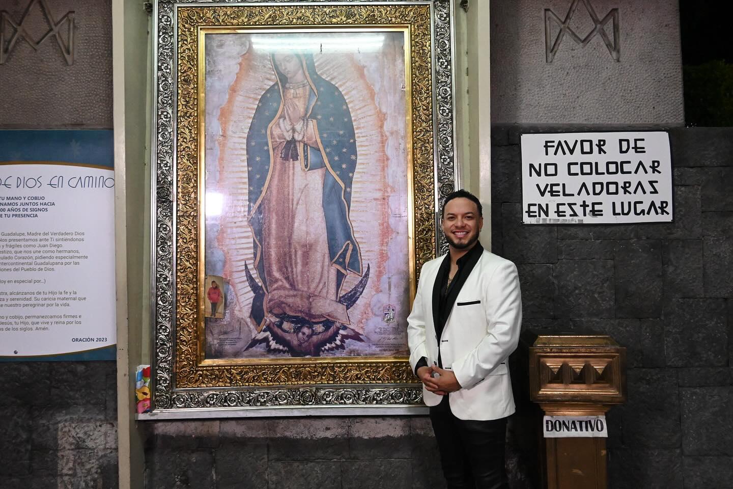 $!Cantan artistas mexicanos a la Virgen de Guadalupe en su día