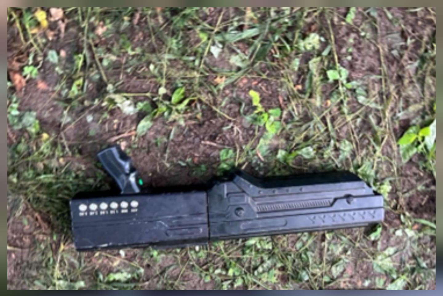 $!Militares encuentran explosivos y un vehículo con blindaje de fábrica en San Ignacio