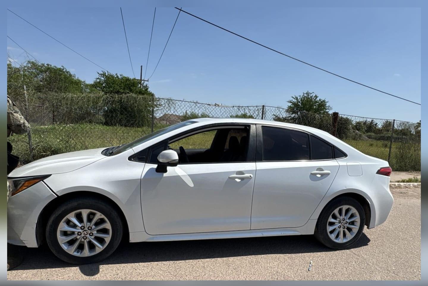 $!Marina detiene a cuatro hombres en campo Balbuena, Navolato