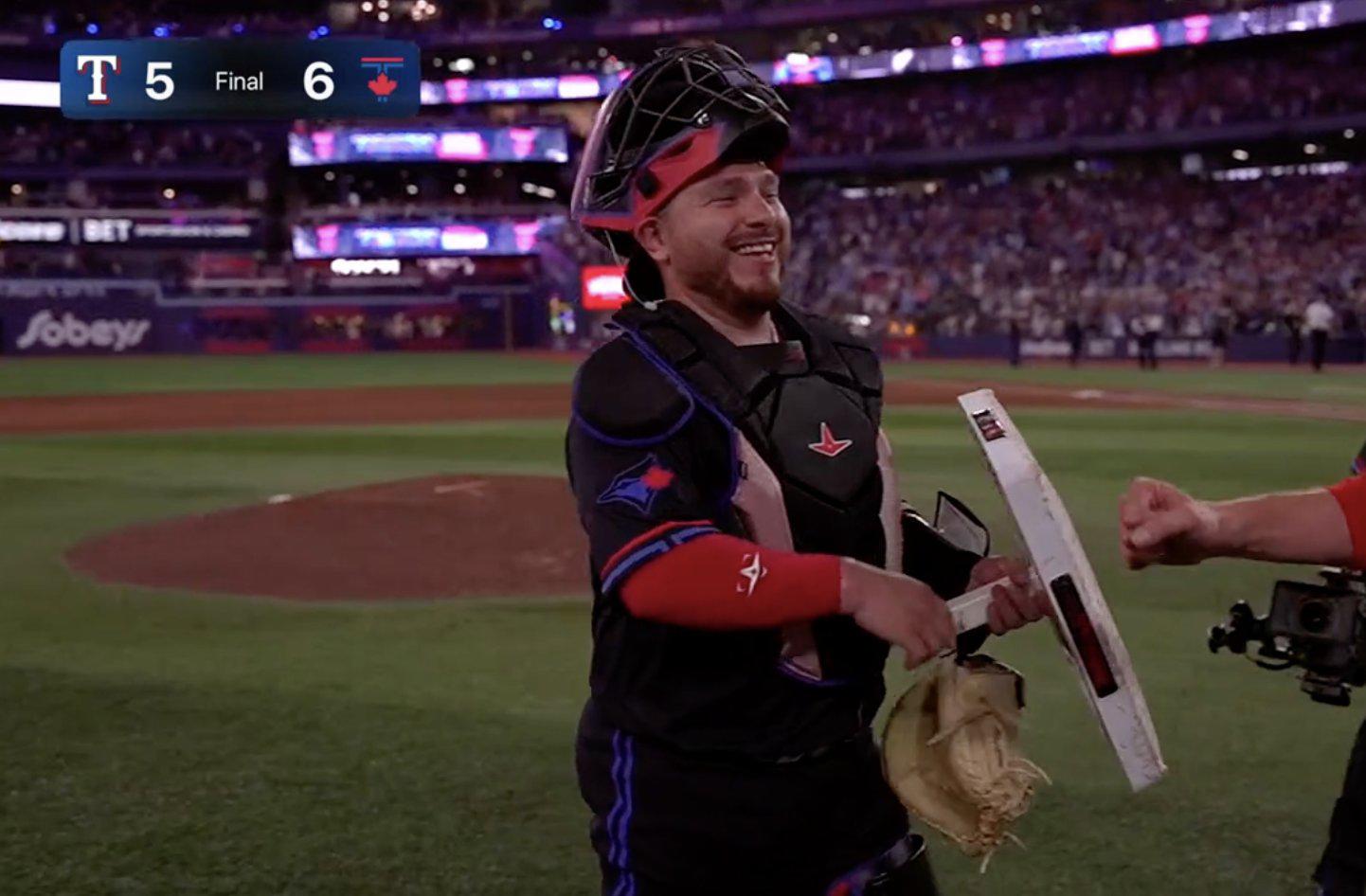 $!Alejandro Kirk lidera remontada de Toronto con jonrón y hit decisivo ante Texas