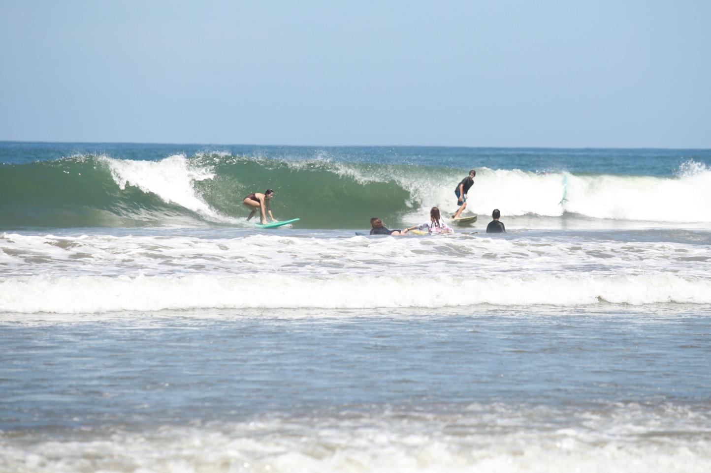 $!Promueve Asociación la disciplina surfing entre la niñez y juventud