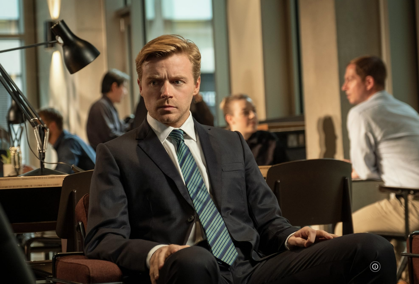 $!Jack Lowden, compite en la categoría como Mejor actor de reparto en serie de drama.