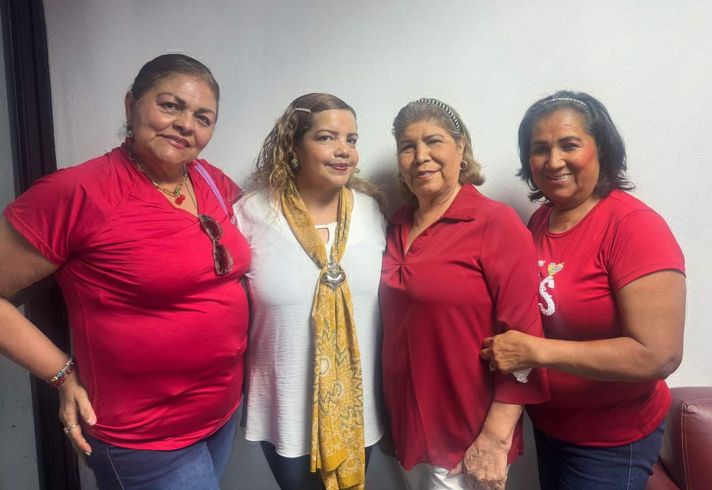 $!Alejandrina Chávez, Lety Sánchez, Santi Pérez y Sandra Luz Ríos.