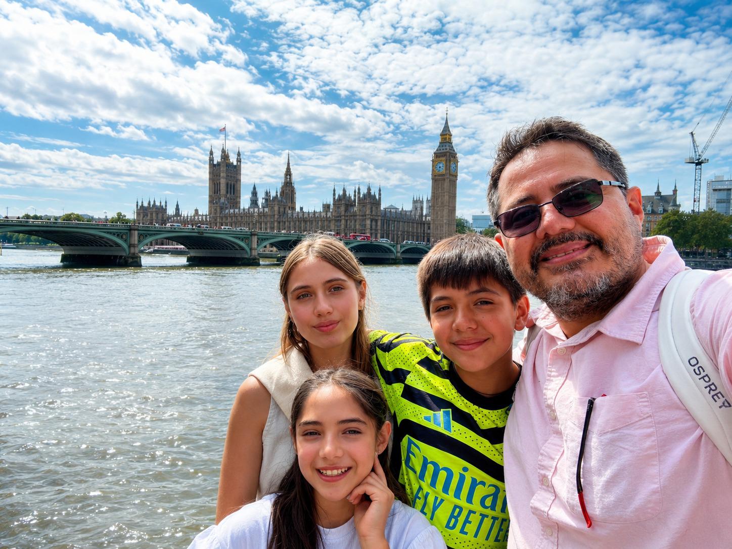 $!Gaía, Hael y Vera son los hijos de Gnozin Navarro.