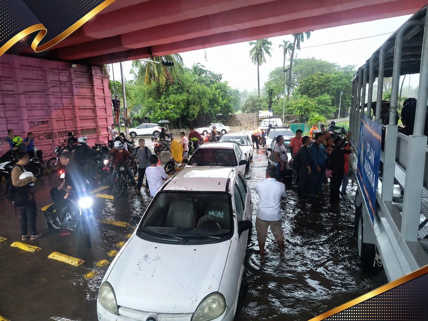 $!Huracán Simon deja lluvias, inundaciones y cortes de luz en Guerrero; se prevén más tormentas