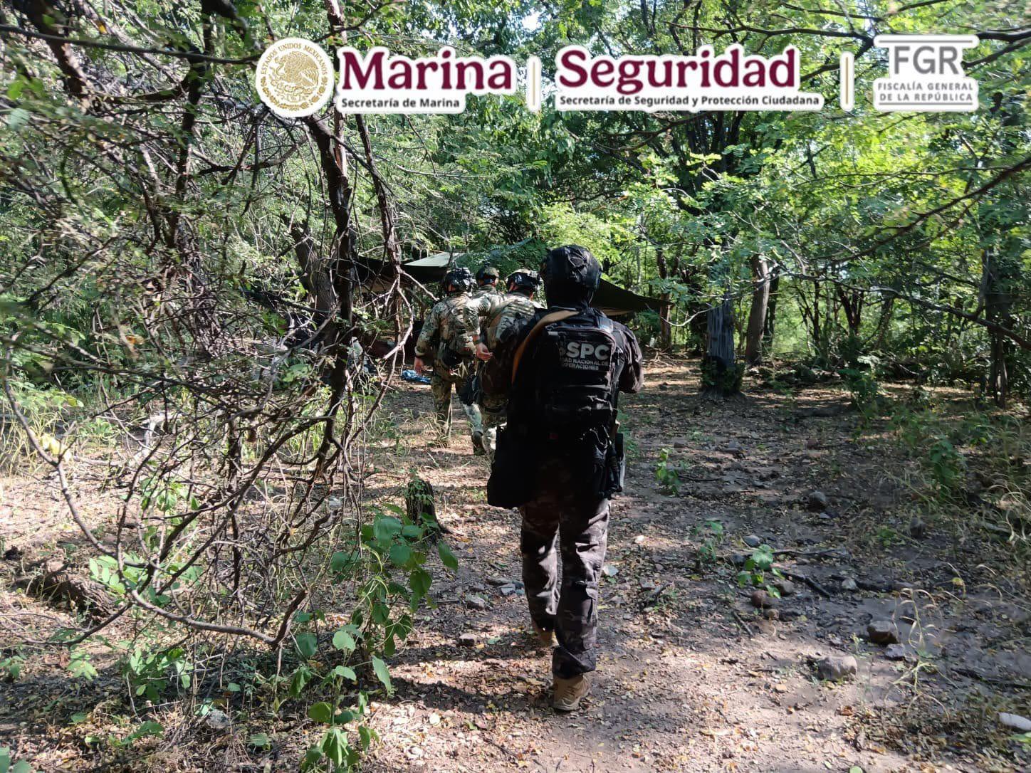 $!Localizan e inhabilitan laboratorio clandestino de 2,500 metros cuadrados en Sanalona, Culiacán