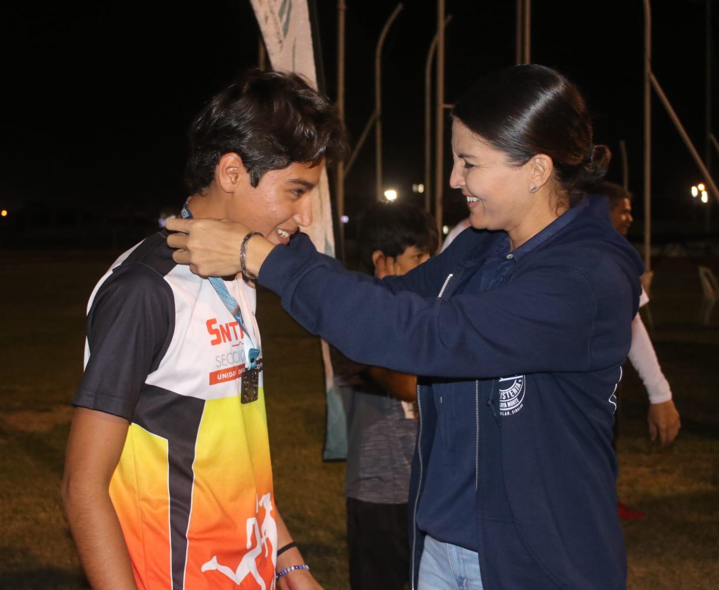 $!Jennifer Tirado y Sebastián Uribe son los vencedores de la Liga de Atletismo Imdem 2022