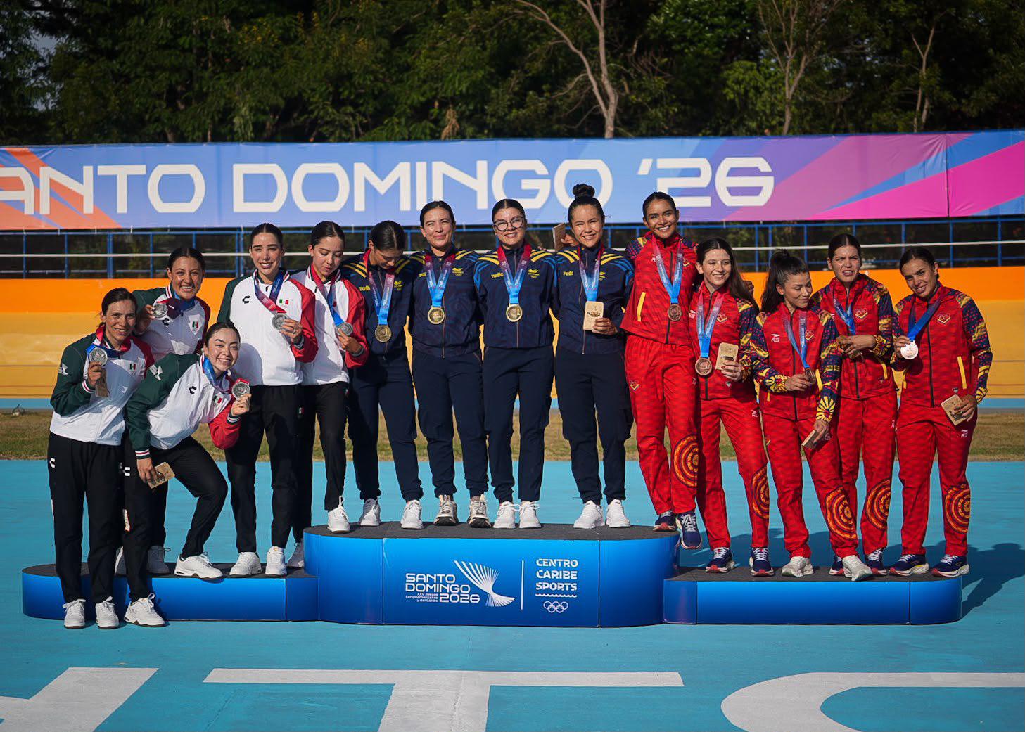 $!Sinaloenses Luz Daniela y María Antonieta Gaxiola brillan con oro y plata en Santo Domingo 2026