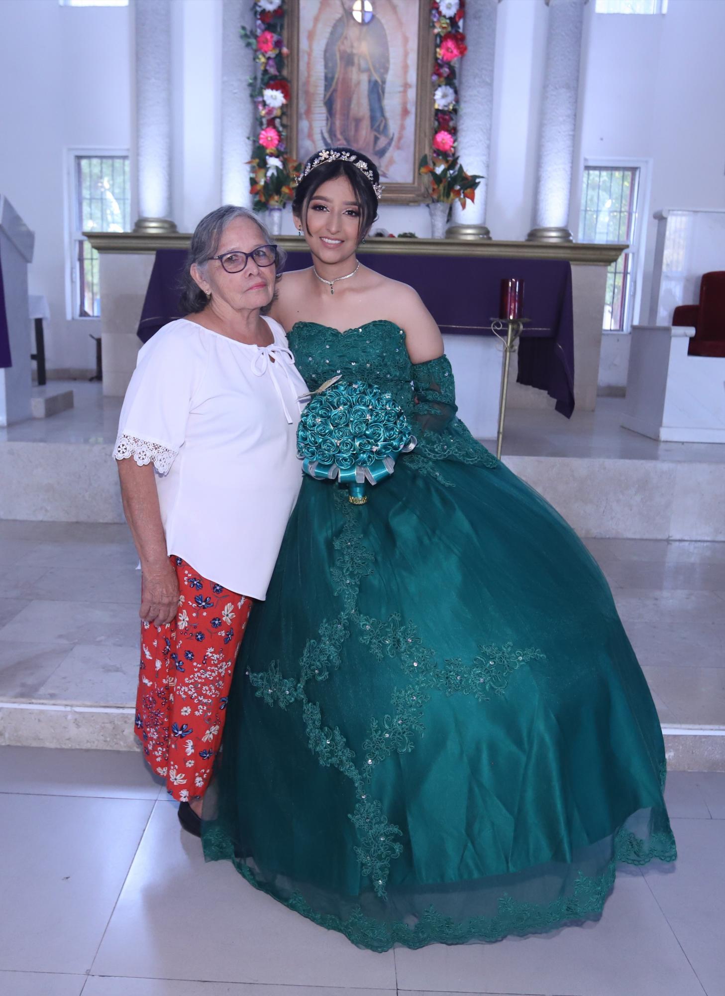 $!Susana Silva, con su nieta Ivanna.