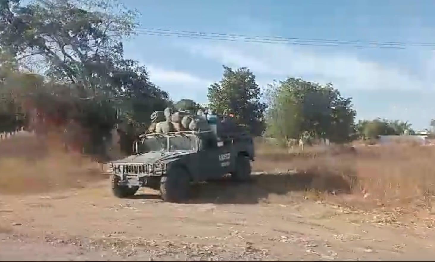 $!Abandonan policías y militares los barrios y calles por donde se dieron las privaciones de las familias