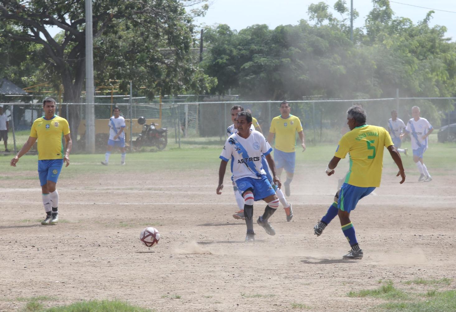 $!Oldies Yakama FC vence a Astros y se corona campeón de la Liga Platino en el Muralla