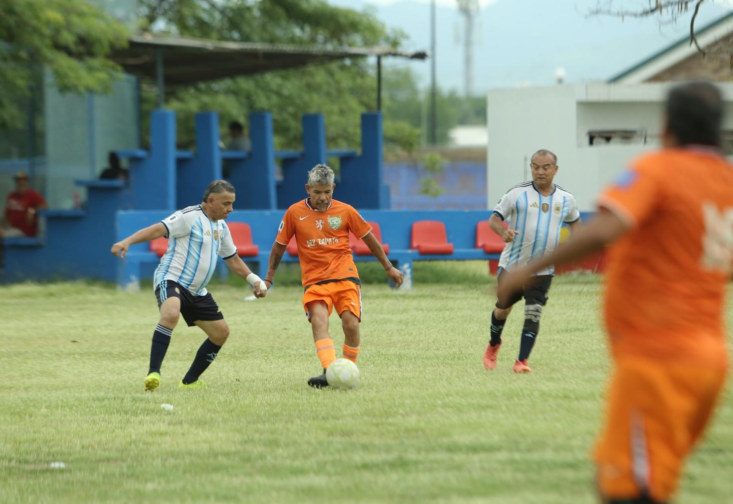 $!Definidas las semifinales de 55 años y más, en Club Muralla