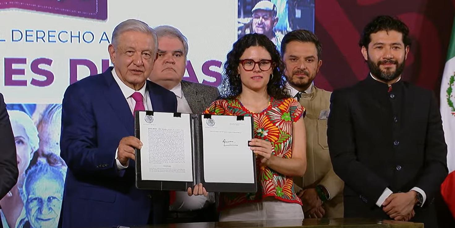 $!López Obrador firma decreto para crear el Fondo de Pensiones para el Bienestar