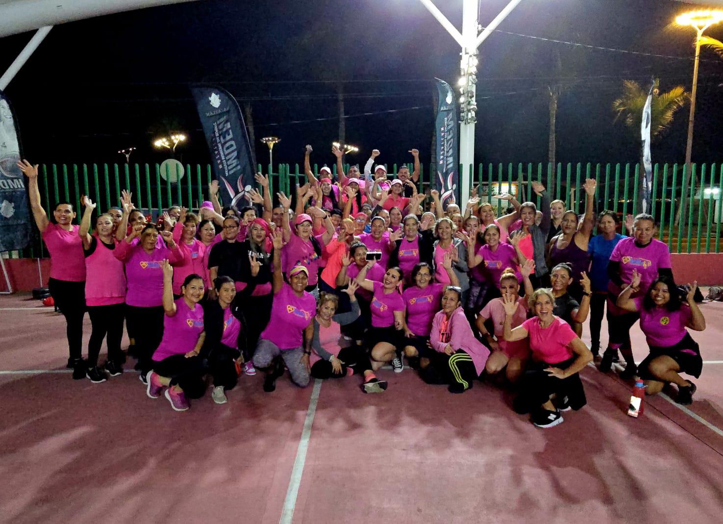 $!Celebran Chicos de Arranque 10 años de poner a bailar a los mazatlecos