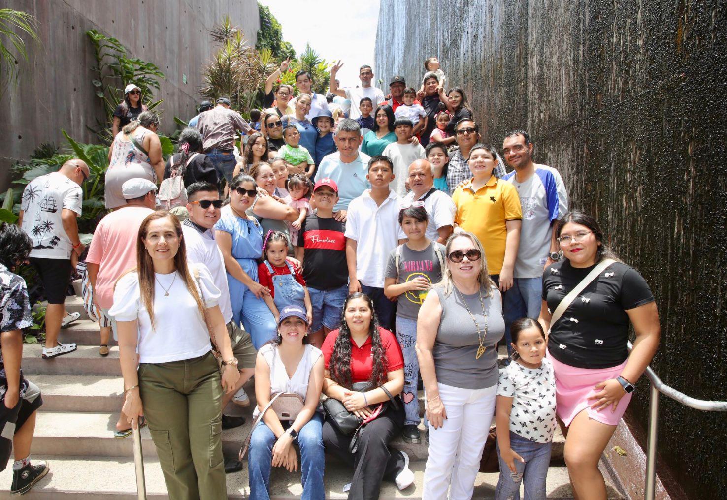 $!Hijos de trabajadores de Noroeste celebran el Día del Niño con una ‘exploración’ en el Gran Acuario de Mazatlán