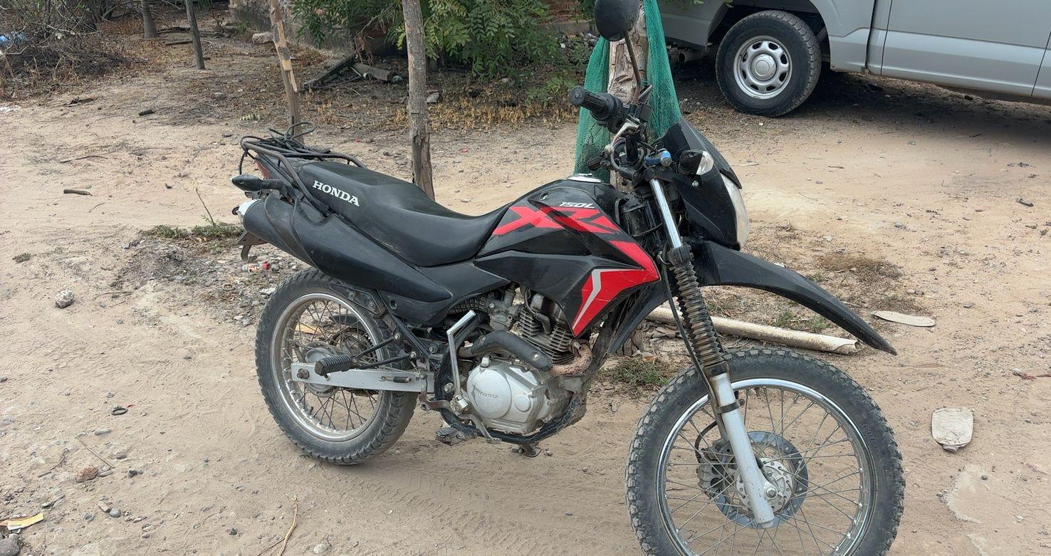 $!Marina rescata a cuatro personas privadas de la libertad en el poblado Los Pozos, Mazatlán