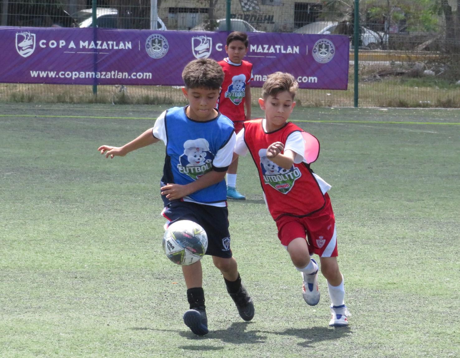 $!Avanza Primaria Flores Magón en Futbolito Bimbo 2025