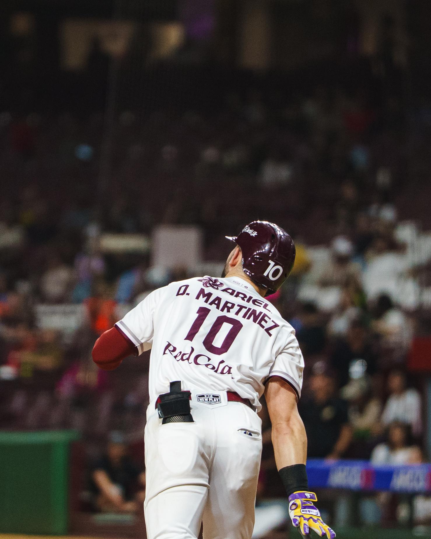 $!Tomateros deja en el terreno a Charros con un tablazo de Jon Singleton