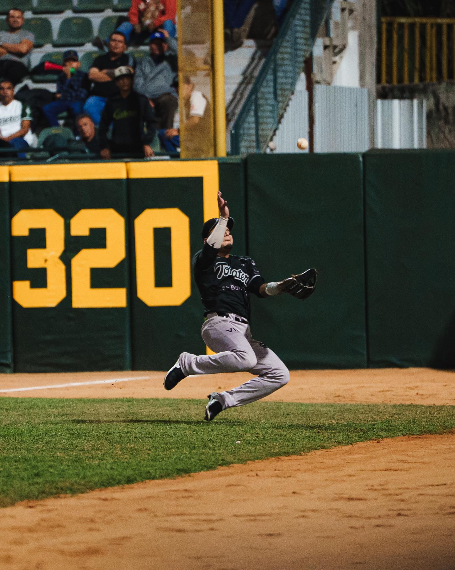 $!Tomateros de Culiacán, contra las cuerdas en los playoffs de la LMP