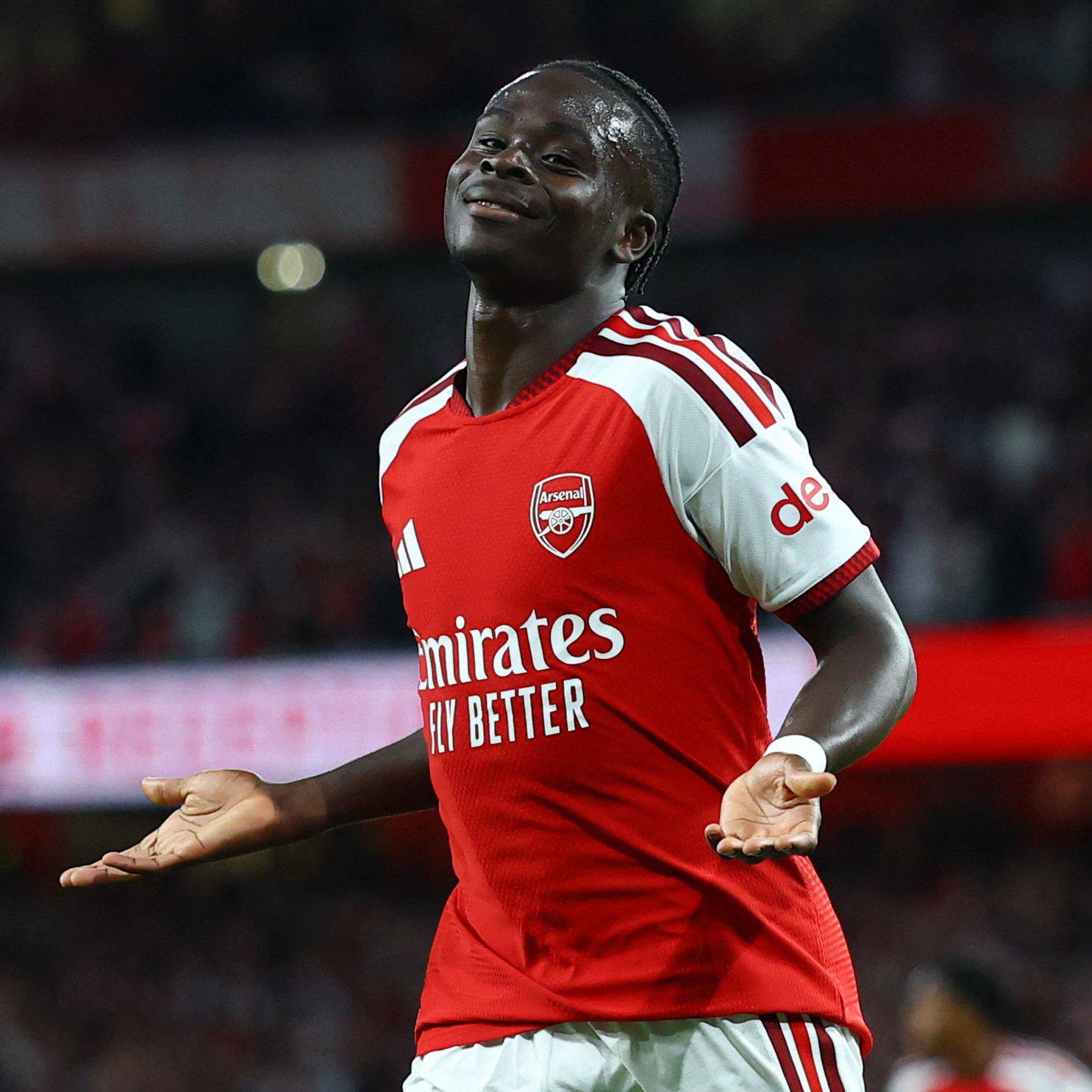 $!Arsenal inicia la defensa de su título con goleada ante Coventry