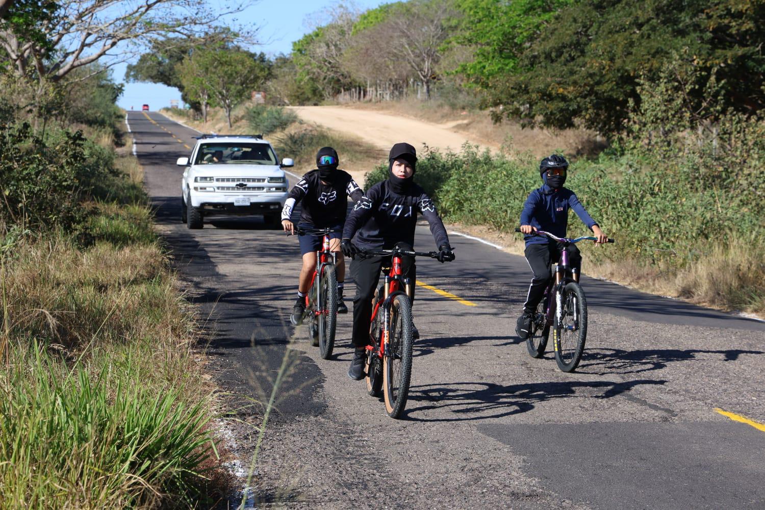 $!Mazatlán pedalea: más de mil ciclistas en Pueblos y Paisajes 2026