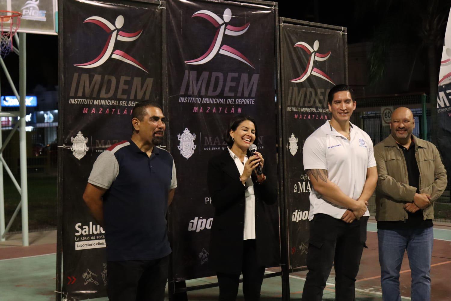 $!Abre nueva temporada la Liga de Baloncesto del Parque Lineal