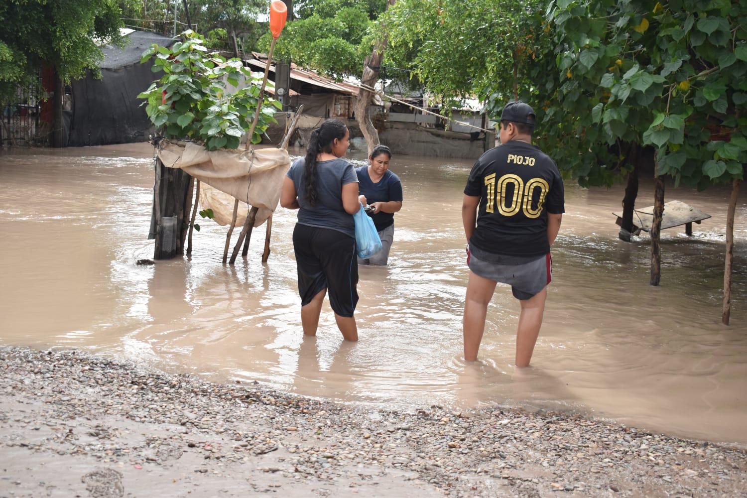$!Familias afectadas en Villa Juárez denuncian abandono de las autoridades