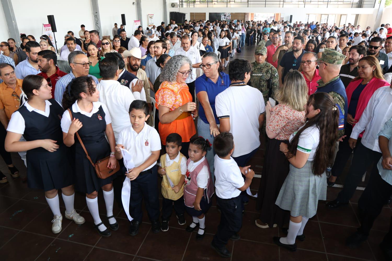 $!Inaugura Gobernadora Festival Cultural Sinaloa 2026 y Primera Feria del Libro de Concordia
