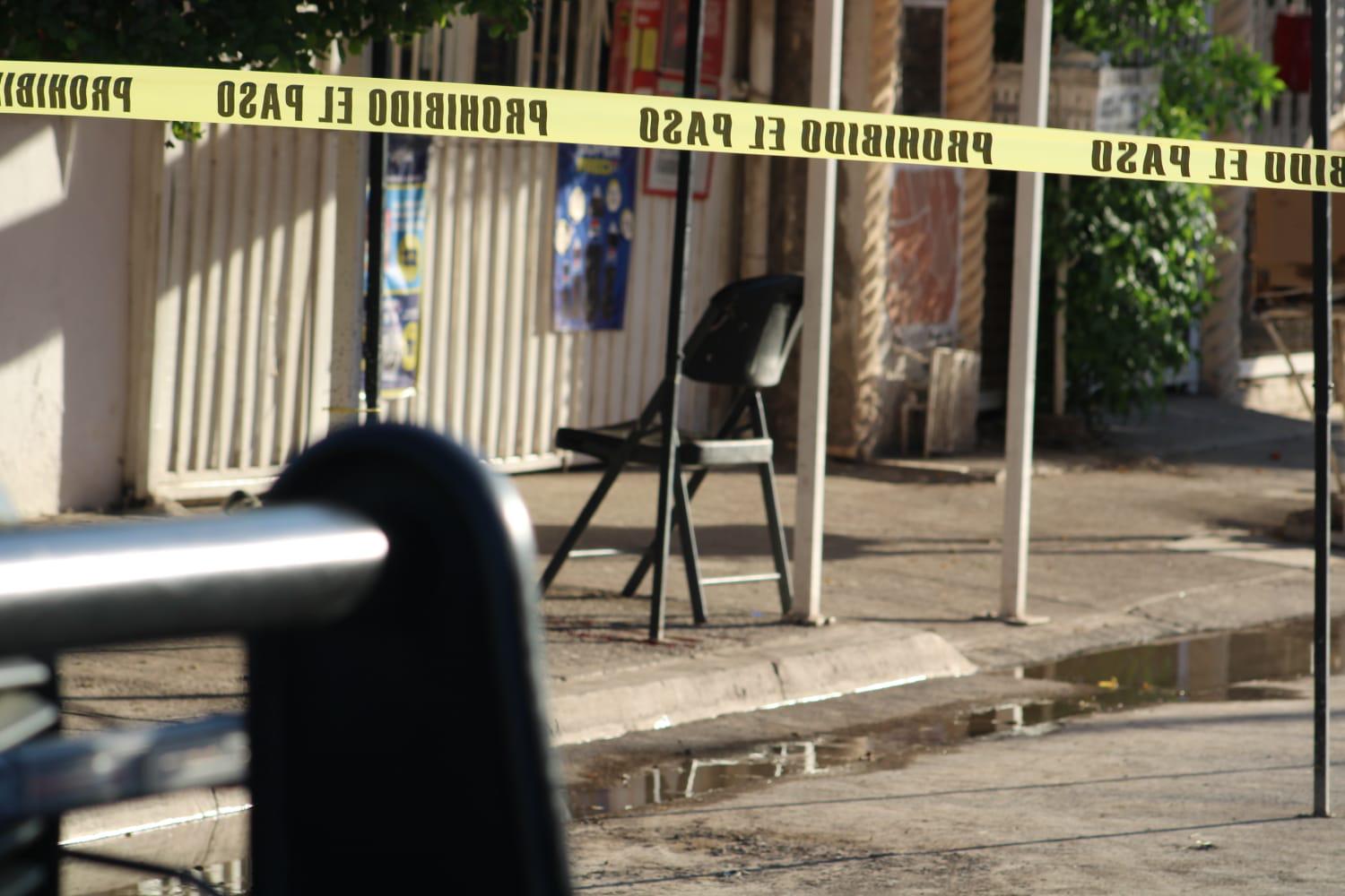 $!Matan a tiros a un hombre frente a tienda de abarrotes en Juntas del Humaya, en Culiacán
