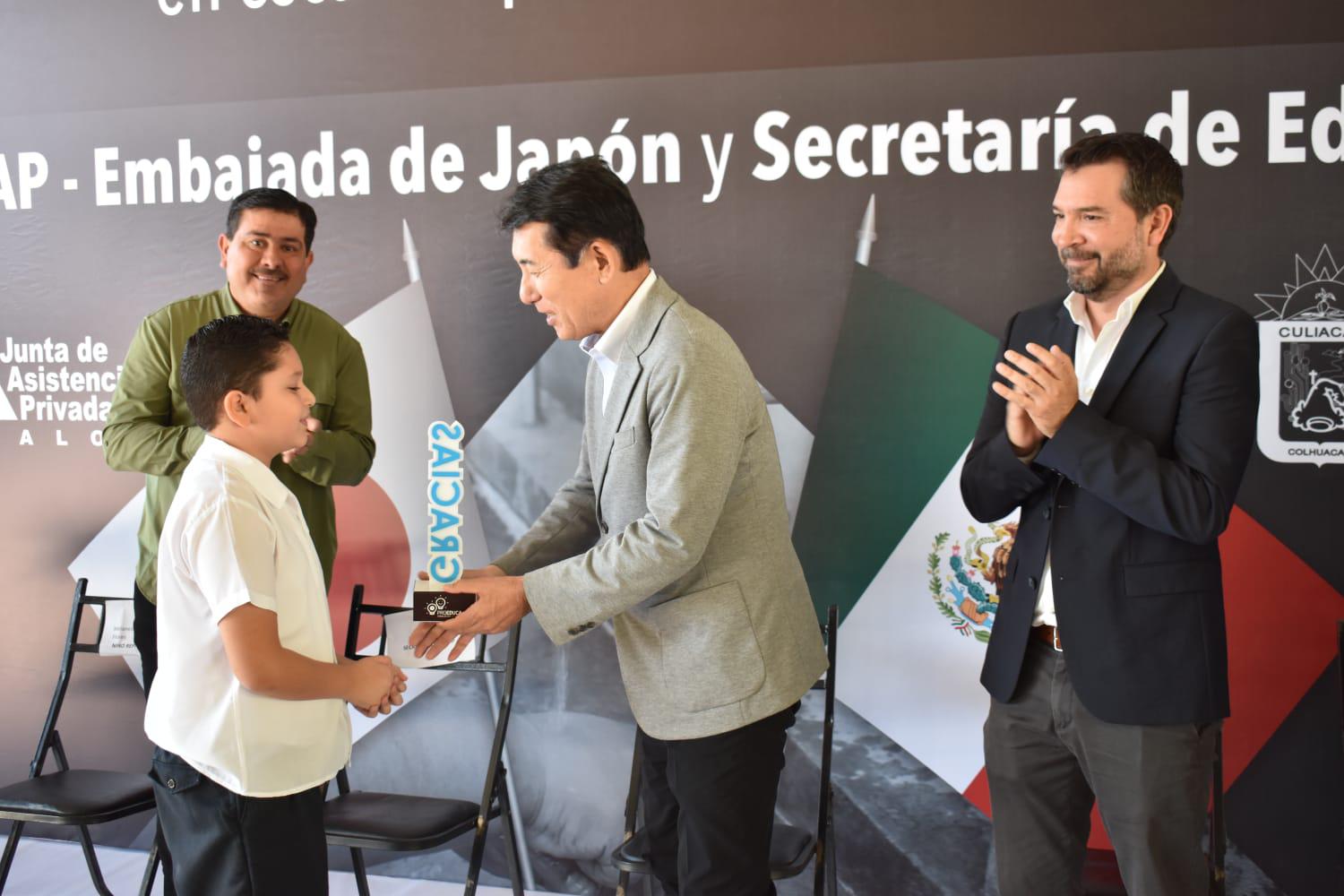 $!Japón dona a Culiacán más de $400 mil para construir lavamanos en escuelas