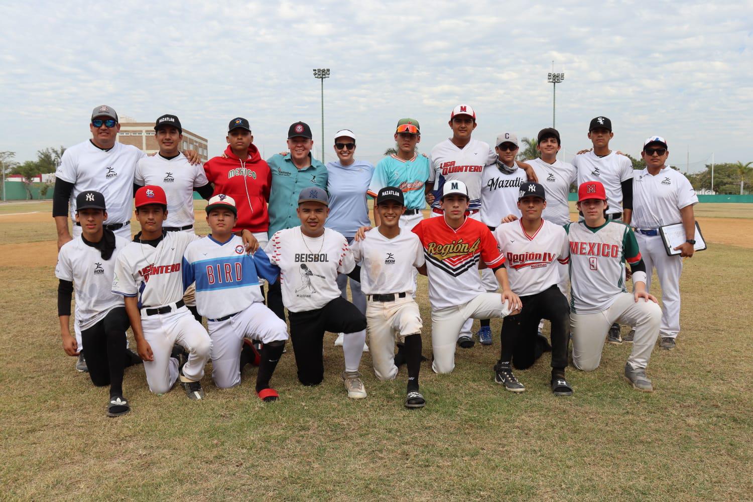 $!Arrasa Selección de Mazatlán en el Zonal de beisbol
