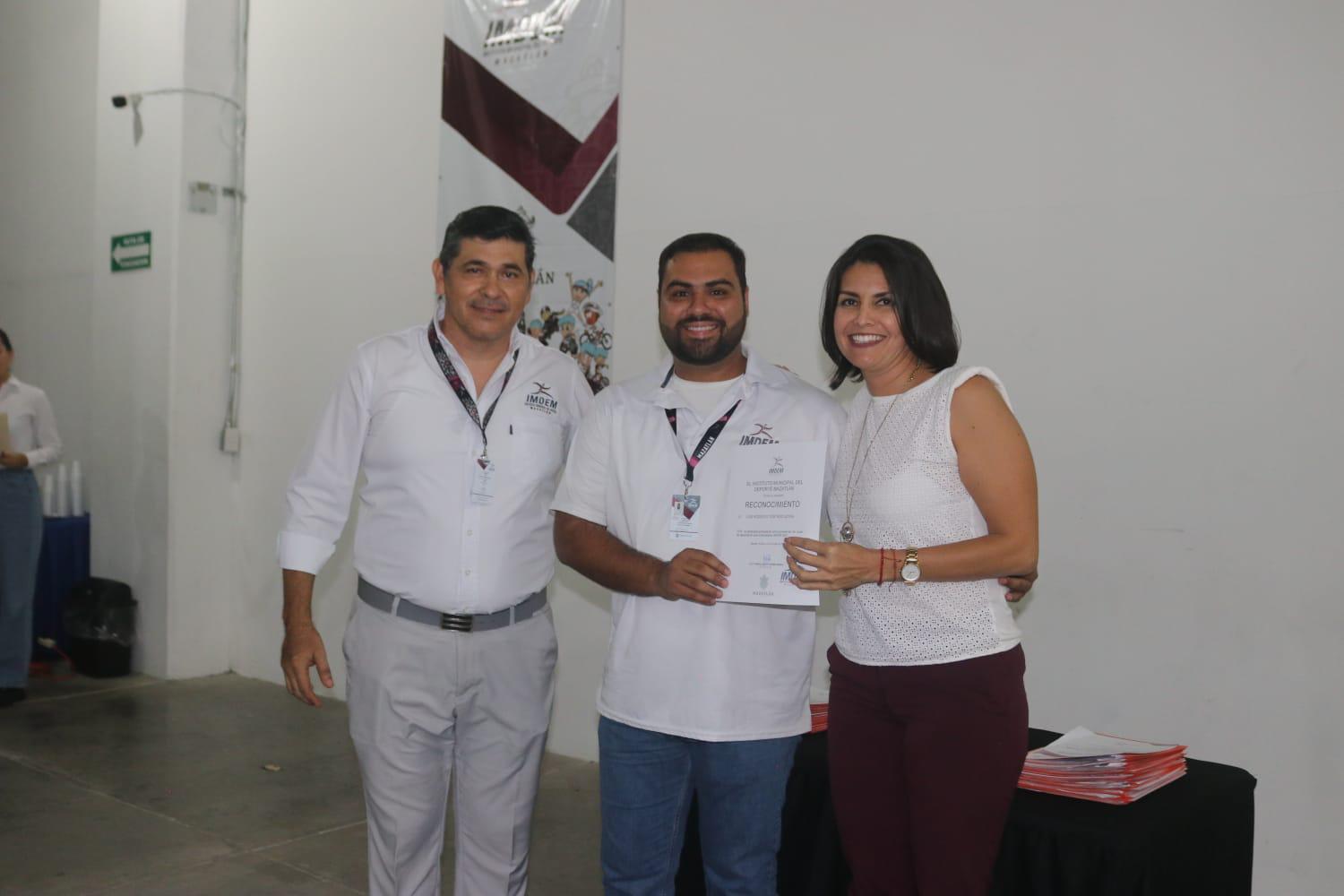 $!Cierra Curso de Capacitación de Entrenadores Imdem con 47 graduados