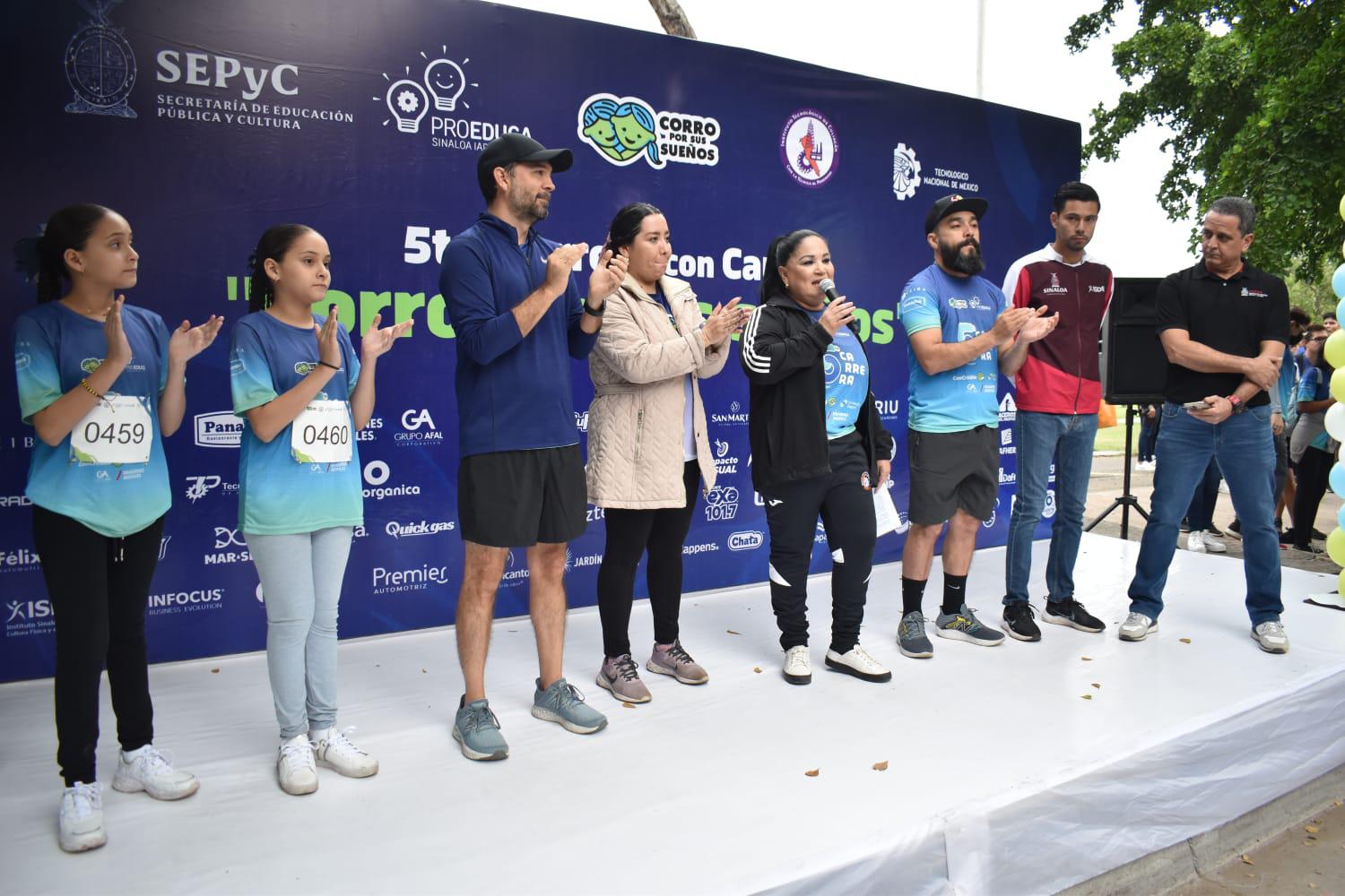 $!Más de mil culiacanenses corren por los sueños de futuros emprendedores