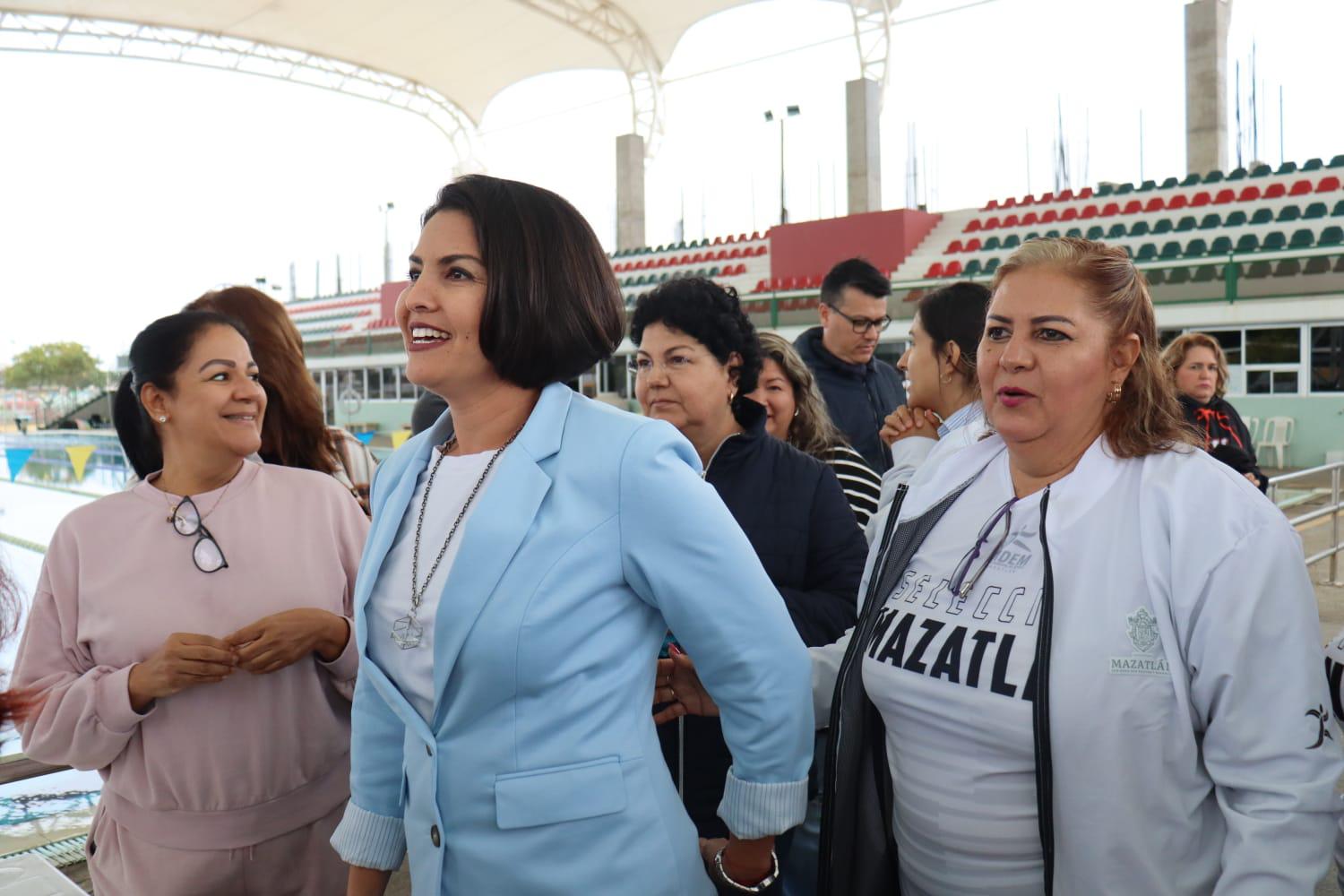 $!Salen seleccionados de basquetbol de Mazatlán a la conquista estatal de los Juegos Conade
