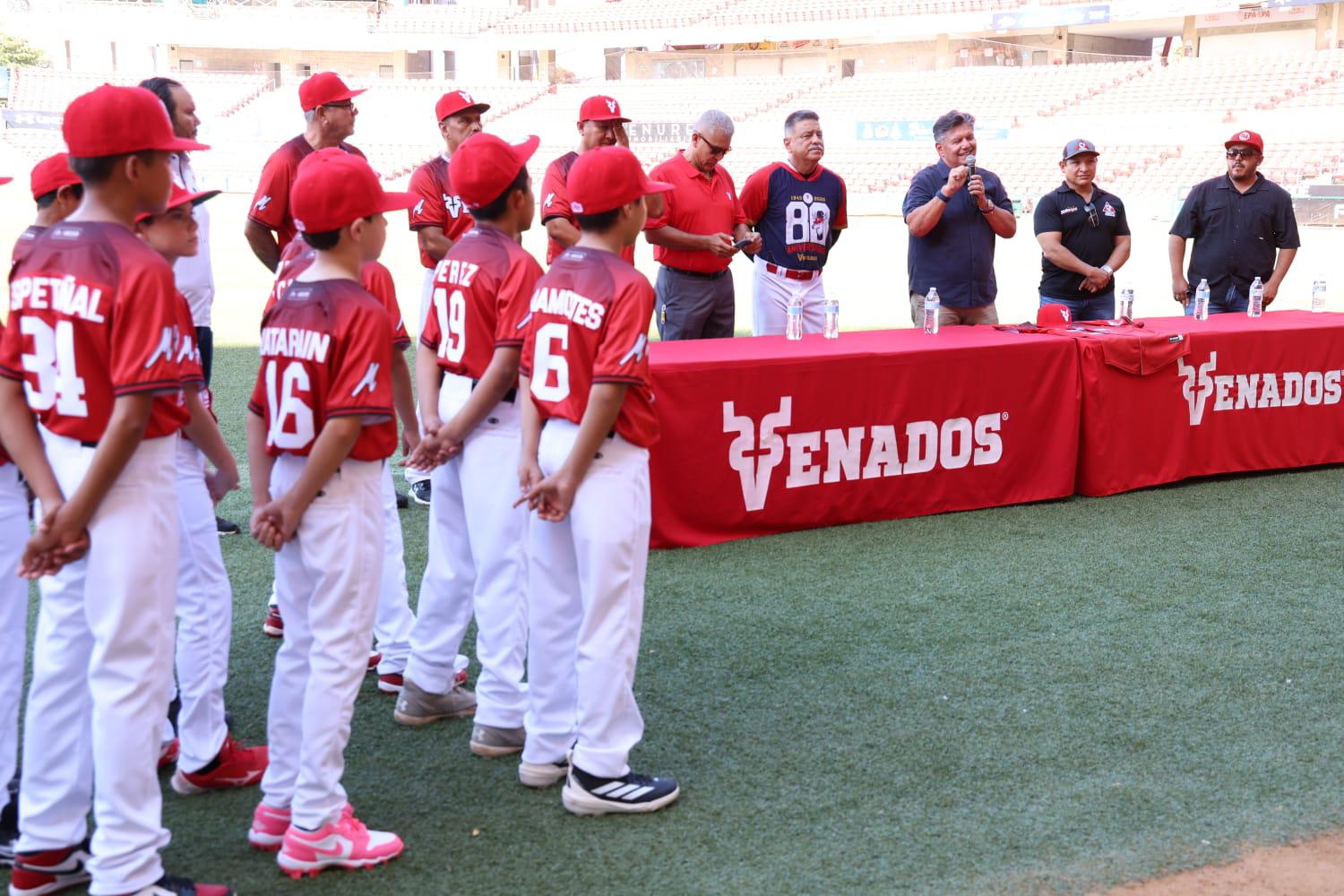 $!Venados de Mazatlán abanderan a su selección infantil rumbo al Torneo LMP 2026