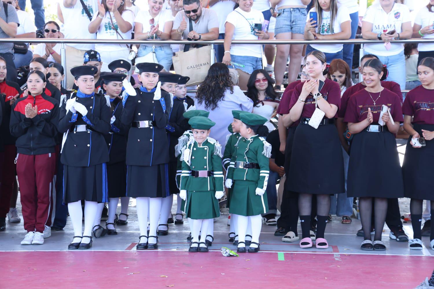 $!Mazatlán recibe a más de 50 escoltas y bandas en Encuentro Nacional Perla del Pacífico