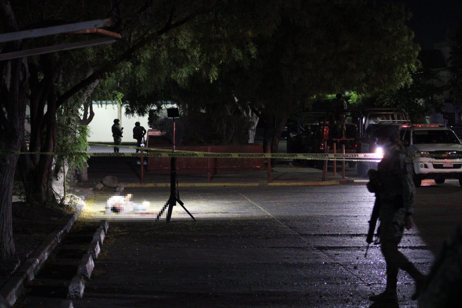 $!Hallan a hombre asesinado y maniatado en Lomas del Boulevard, en Culiacán