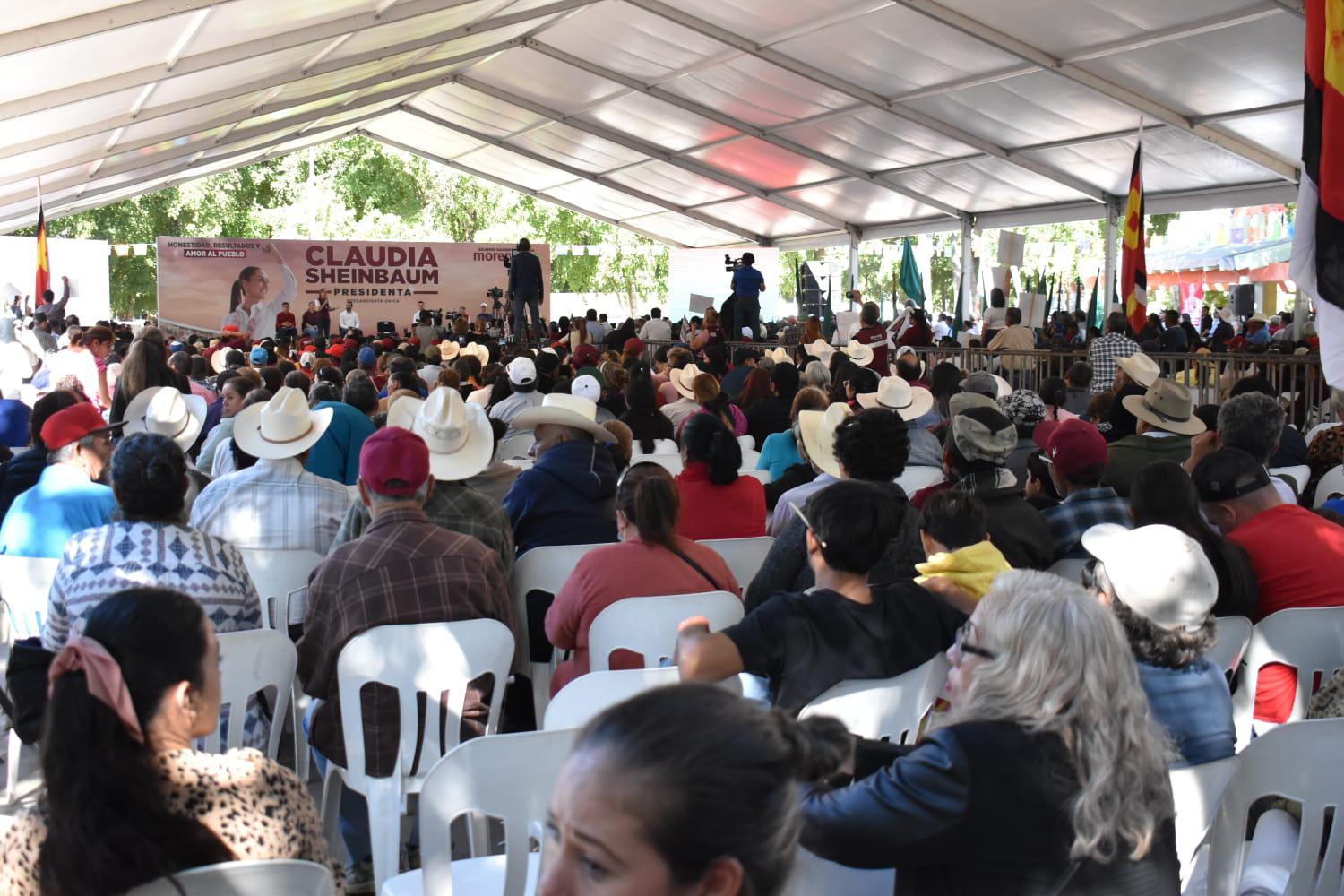 $!Reúne Sheinbaum a más de 2 mil en Guasave; ofrece beca universal para niños