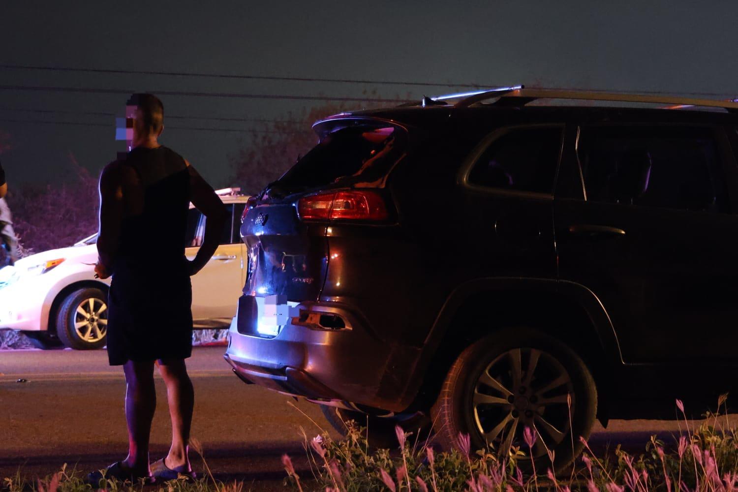$!Menor muere tras chocar su moto contra camioneta en el Ramal Aeropuerto de Mazatlán