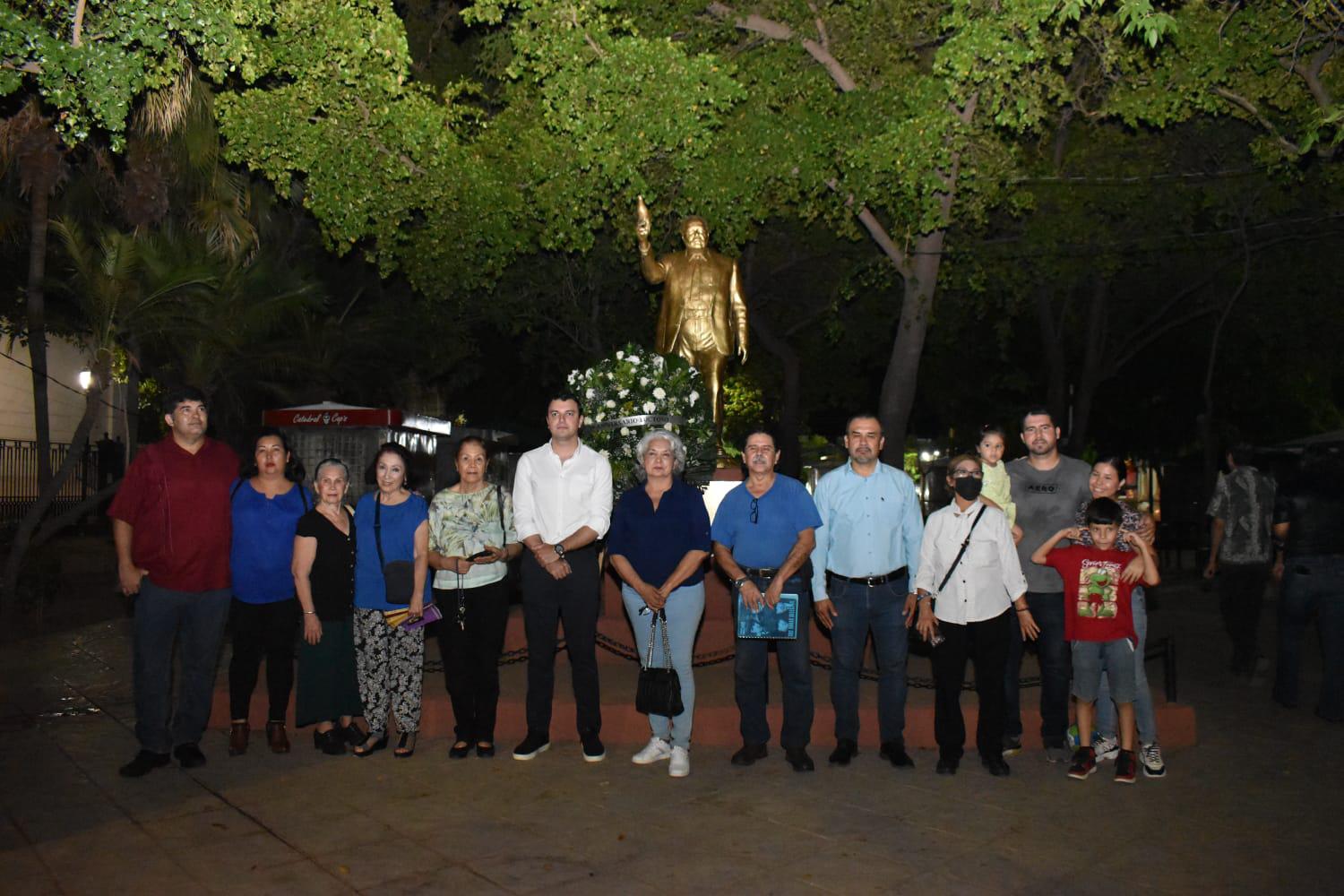 $!Panistas mantienen en la memoria a ‘Maquío’ Clouthier, a 34 años de su muerte