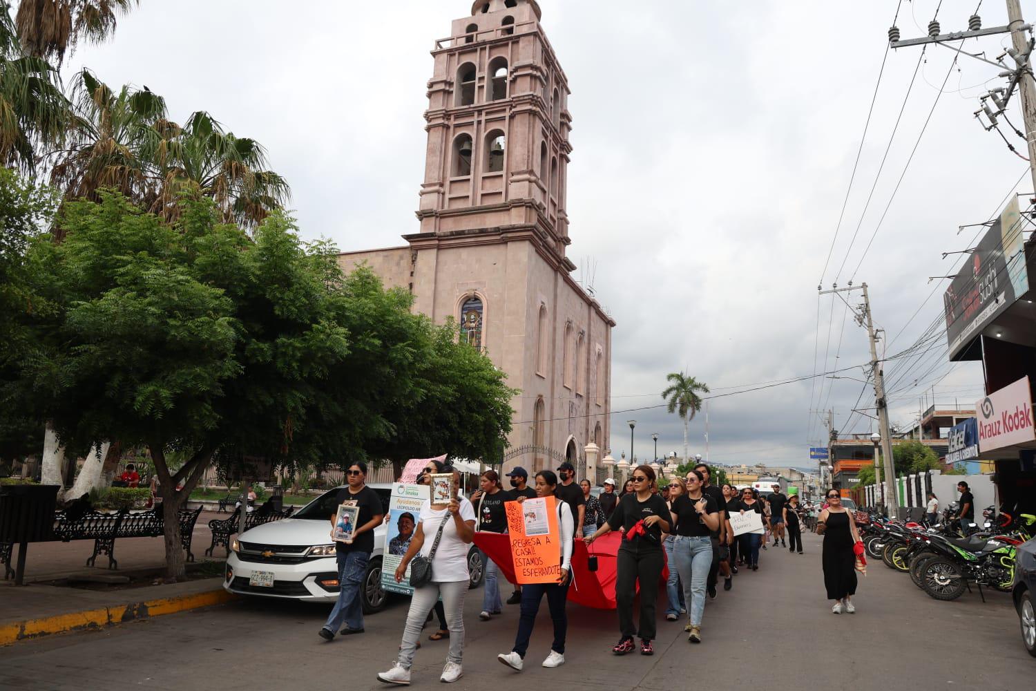 $!Con marcha, reclaman paz por Escuinapa